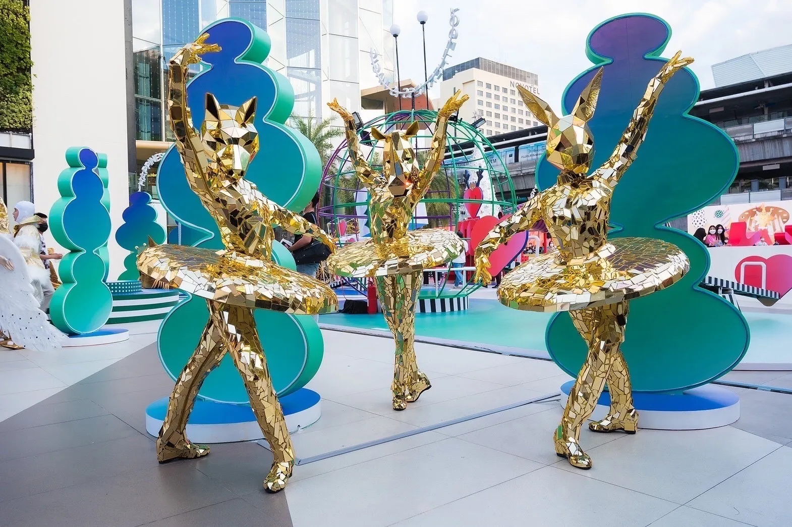 Siam Paragon Universe of Happiness Grand Celebration 2021