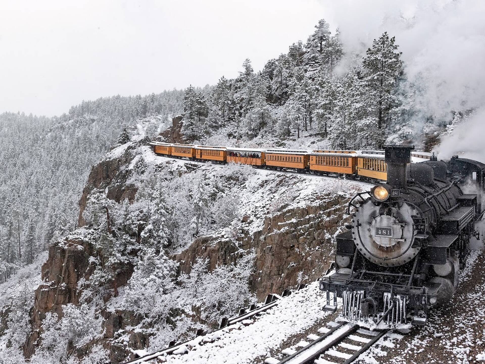Train Rides Snowy 10 Best Winter Train Rides in USA to Enjoy the Snowy Views