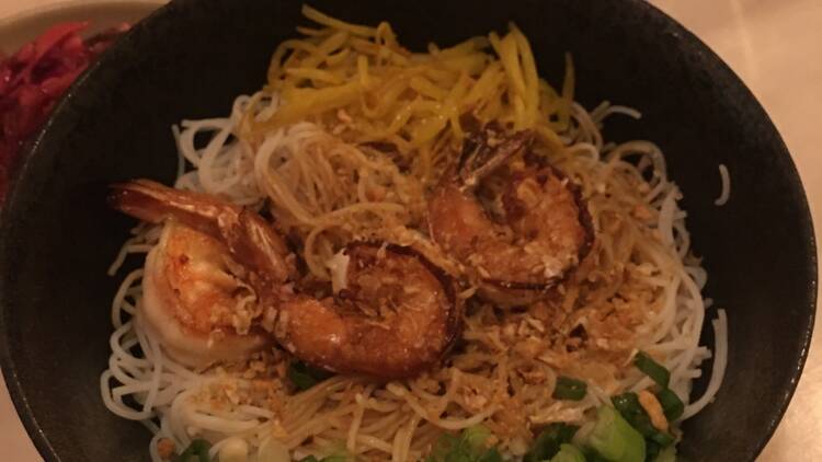 Garlic noodle with shrimp at Rangoon