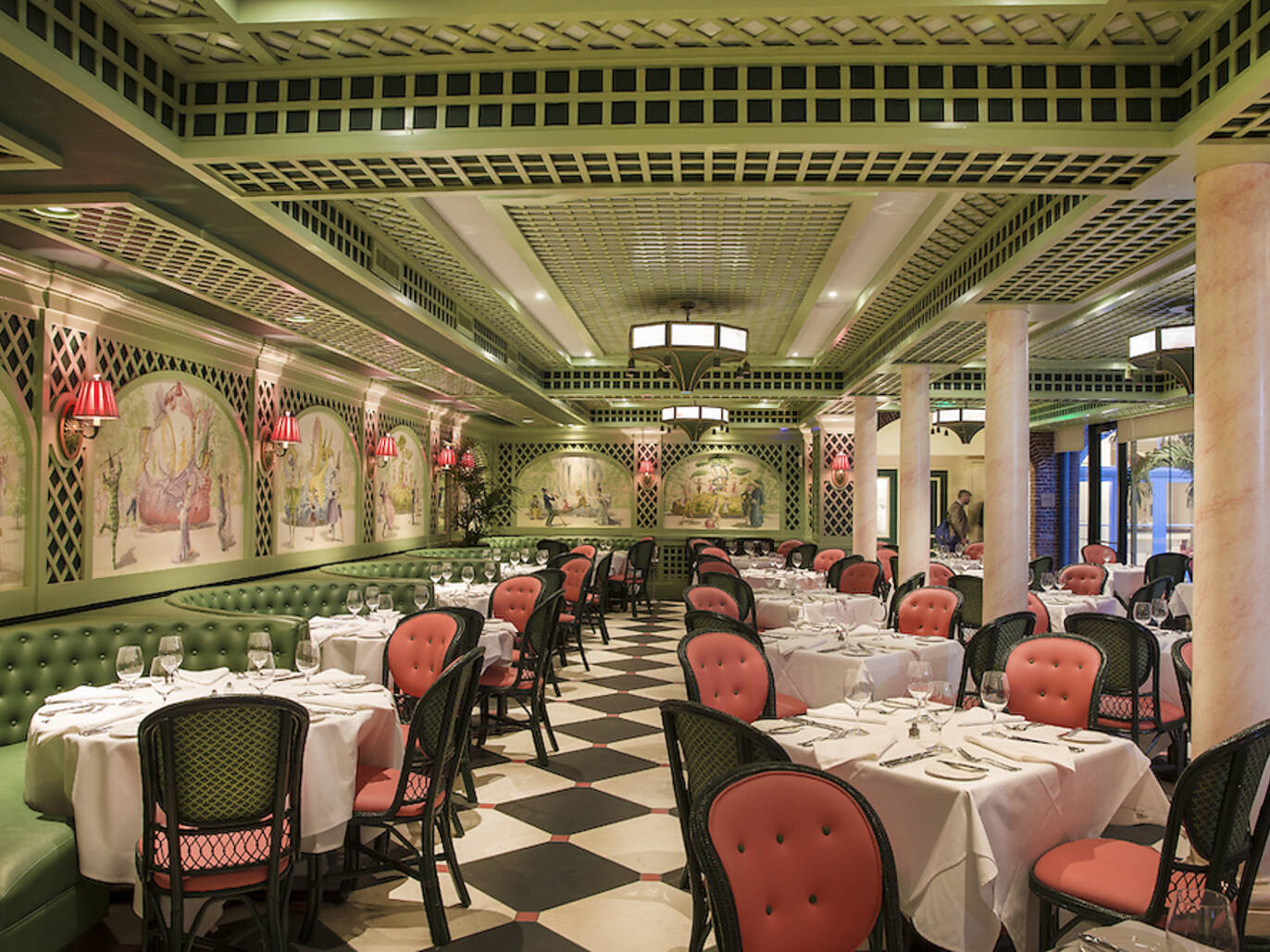 16 Most Famous Restaurants in New Orleans