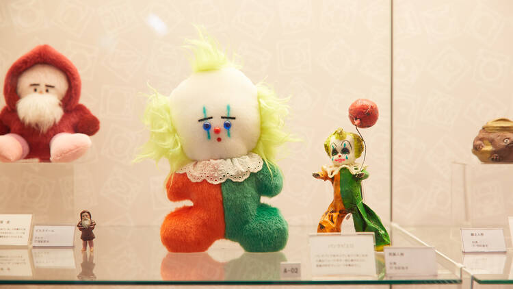 『片岡メリヤス10周年記念展「メリヤスの人形の家」』（Photo: Kisa Toyoshima）