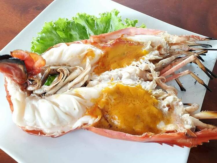 เรือนไทยกุ้งเผา