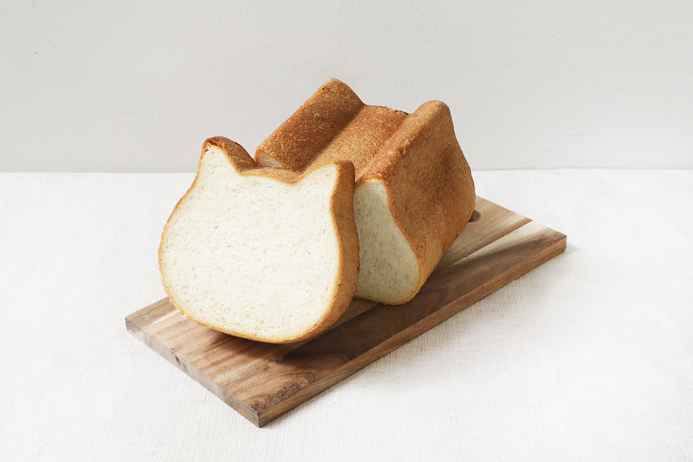 『ねこねこ食パン(プレーン)』