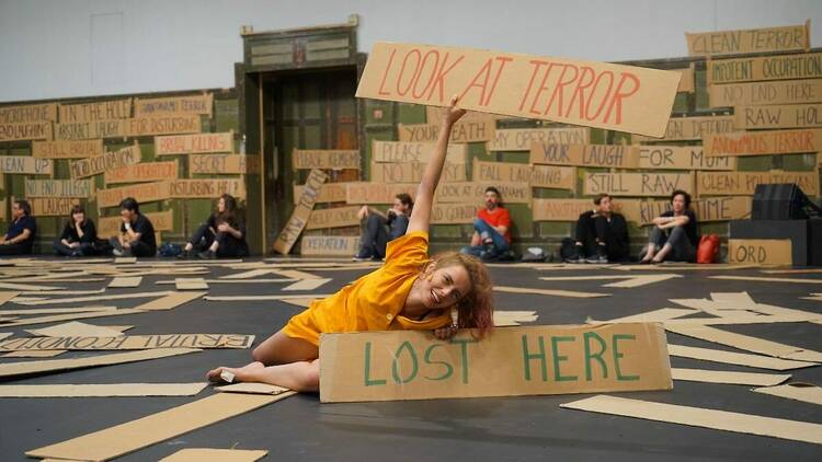 La Ribot, Laughing Hole (2006). (Foto Miguel Azuaga) La Ribot, Laughing Hole (2006). (Foto Miguel Azuaga)