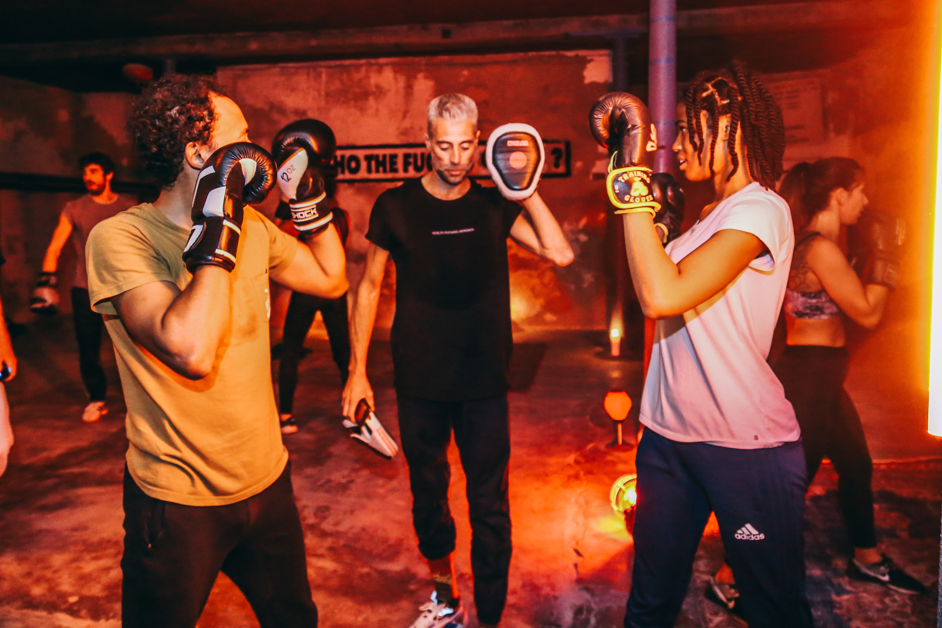 Guilty Mondays boxe
