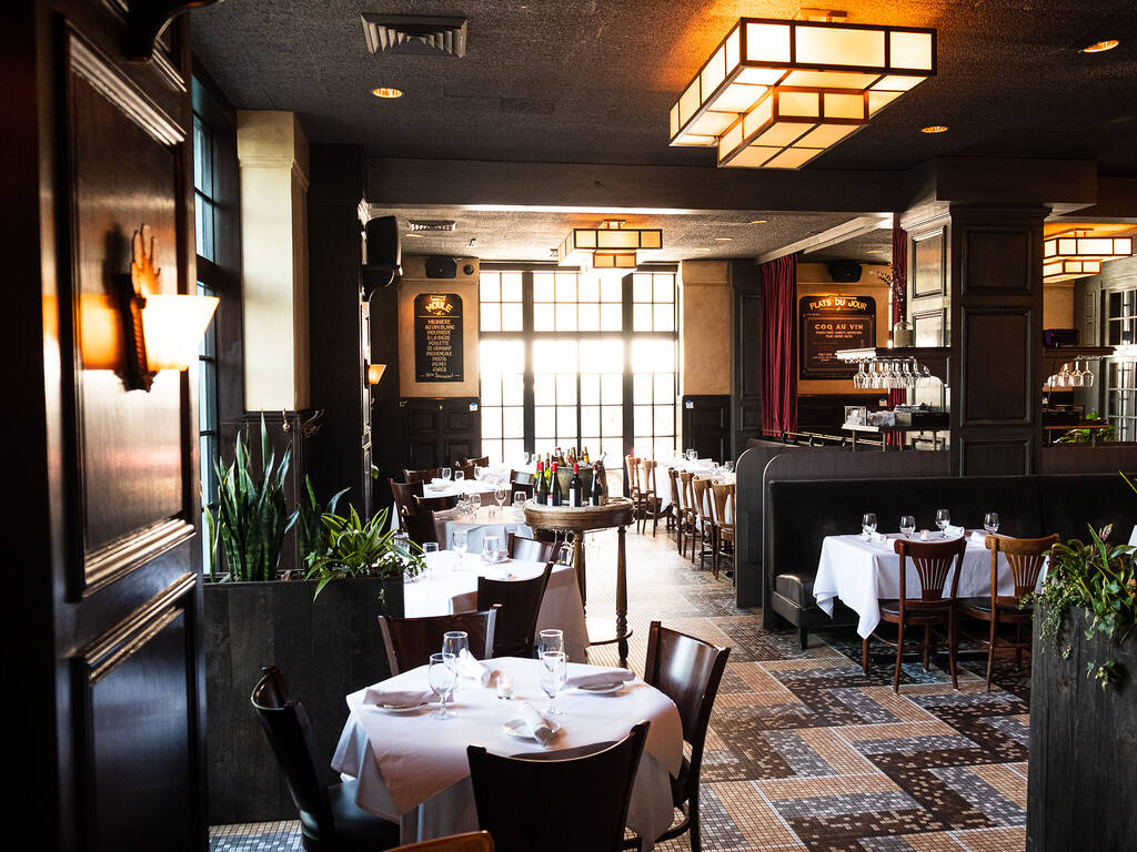 24 Romantic Restaurants in Chicago For Date Night