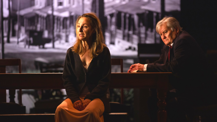 Lisa McCune, Peter Kowitz in Girl from the North Country