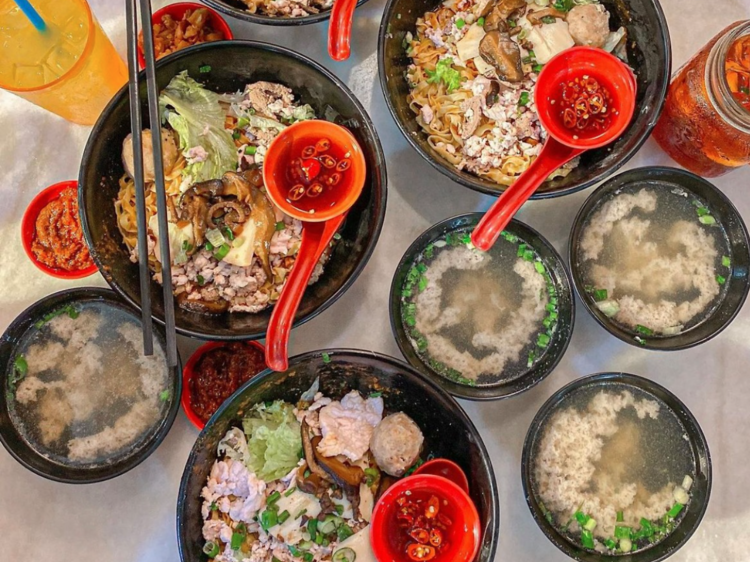 The best supper spots in Singapore for late-night dining