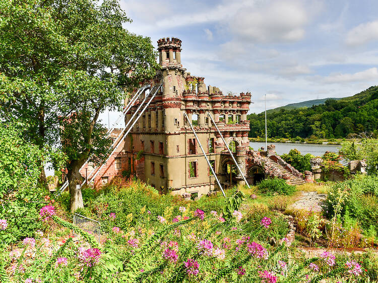 8 hidden castles and fortresses in the U.S. you never knew existed