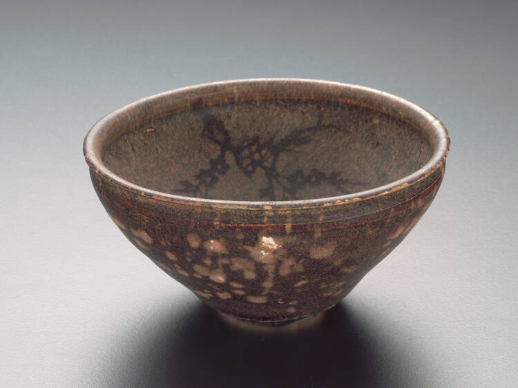 Bowl with resist floral design