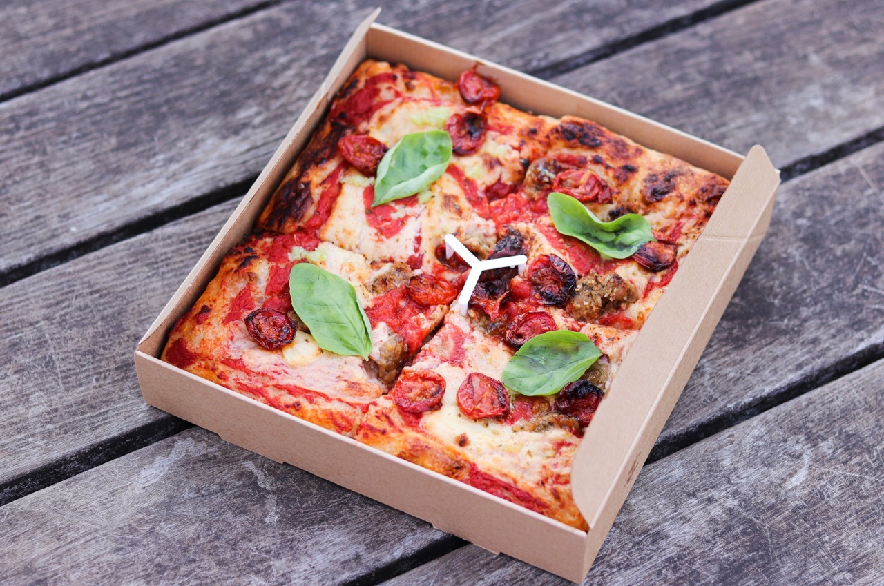 Homecoming Vegan Sicilian Pizza | Restaurants in Daita, Tokyo