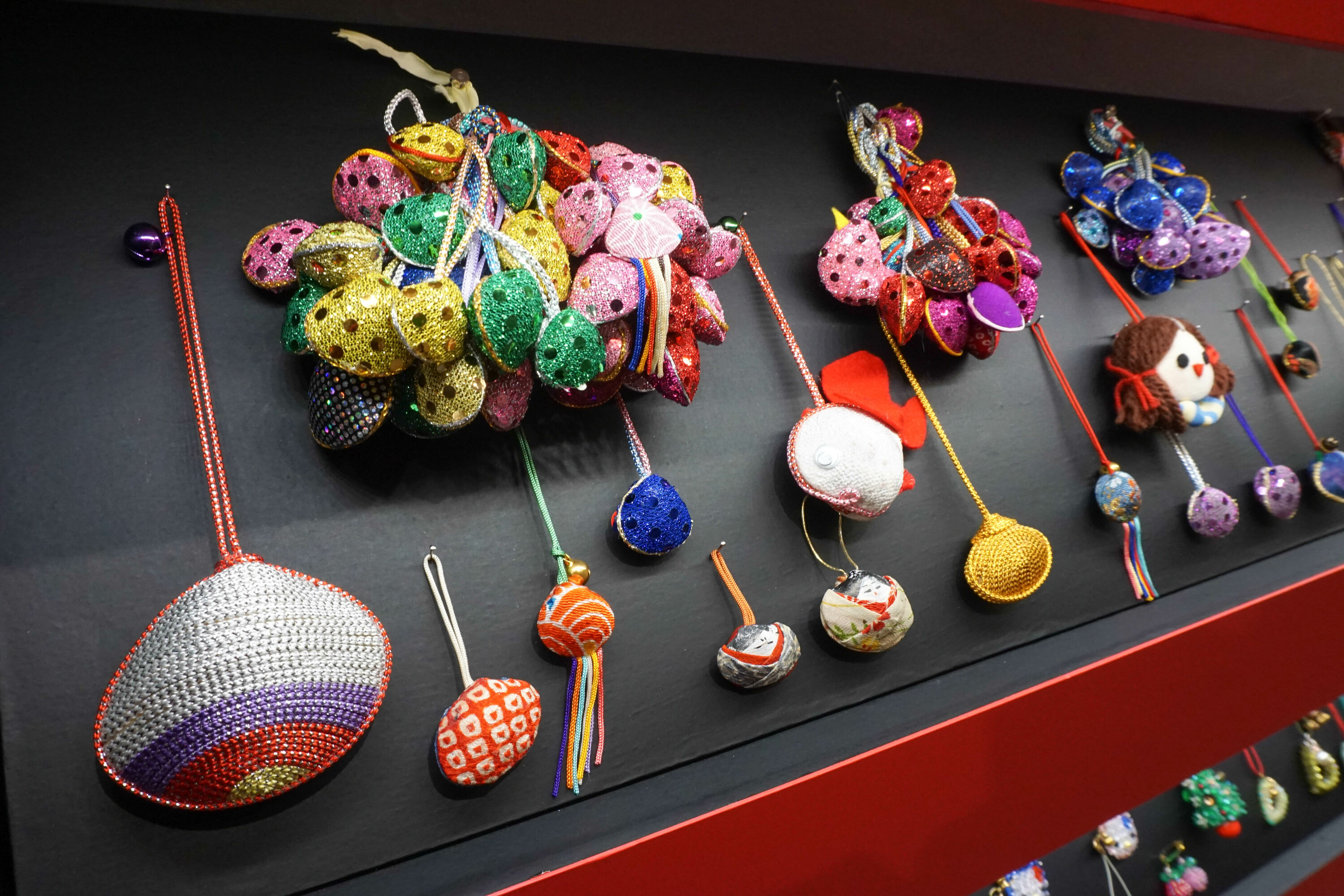 展覧会「Museum of Mom's Art ニッポン国おかんアート村」作品展示風景