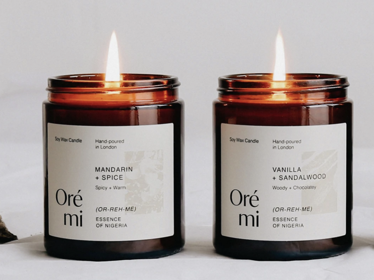 An Oré Mi scented candle 