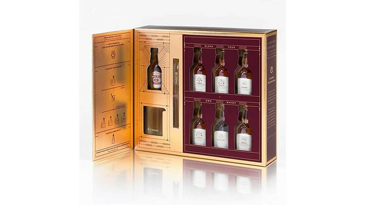 Chivas Regal scotch whisky blending kit