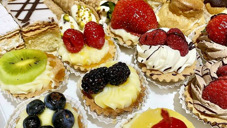 Mini tart and pastries (Veniero's Pastry)