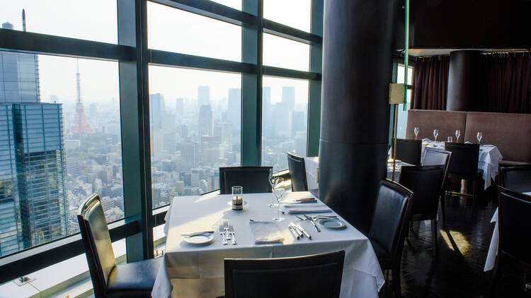 7 best restaurants with a view in Tokyo