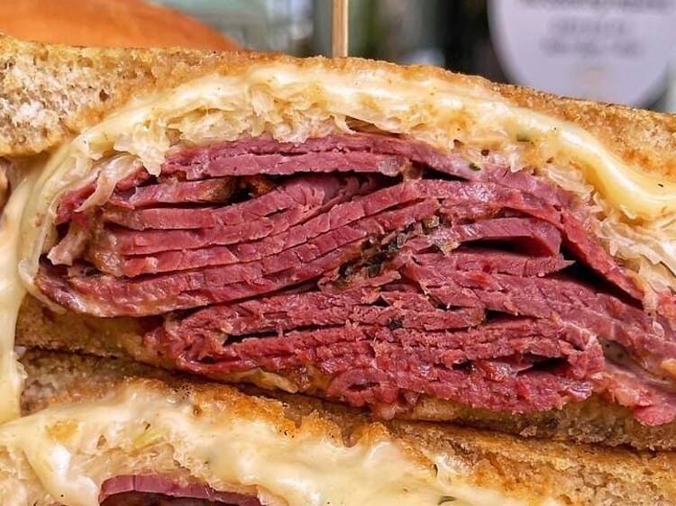 Reuben's Deli & Bar