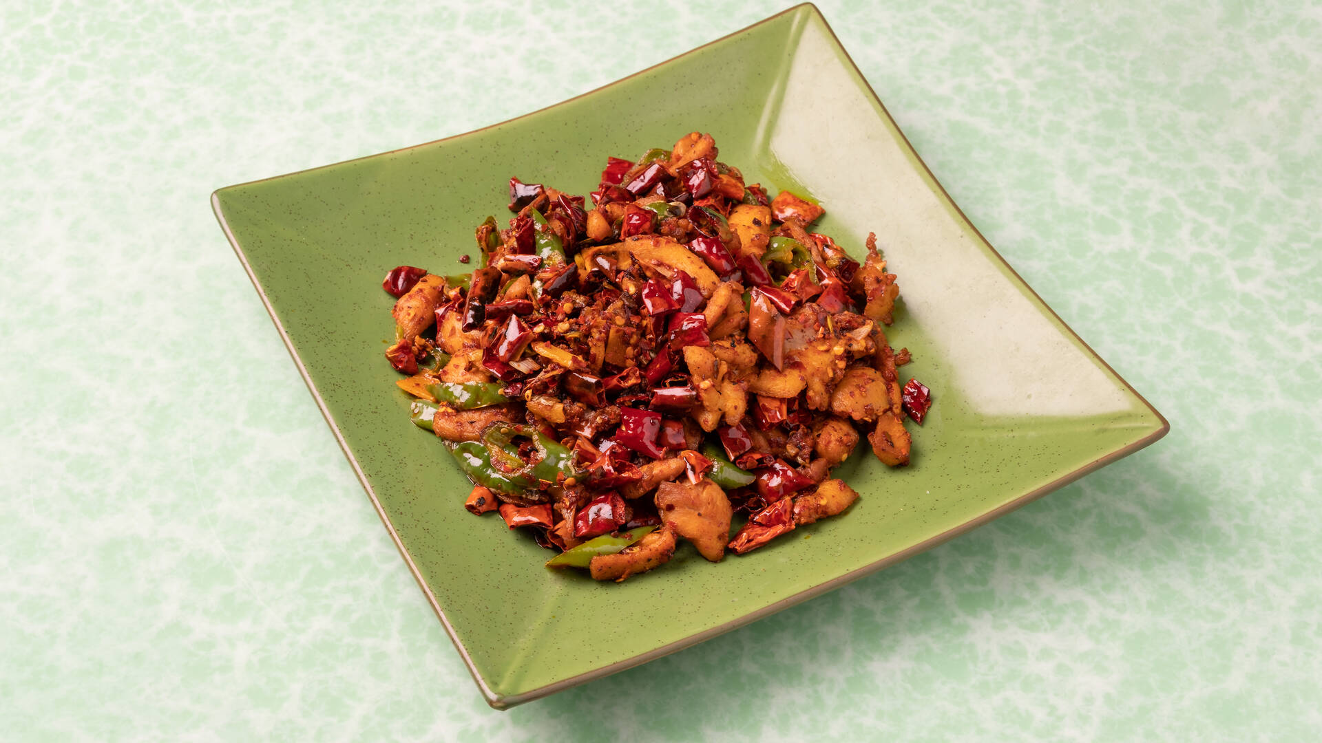 Cafe China serves familiar favorites that are as great as ever