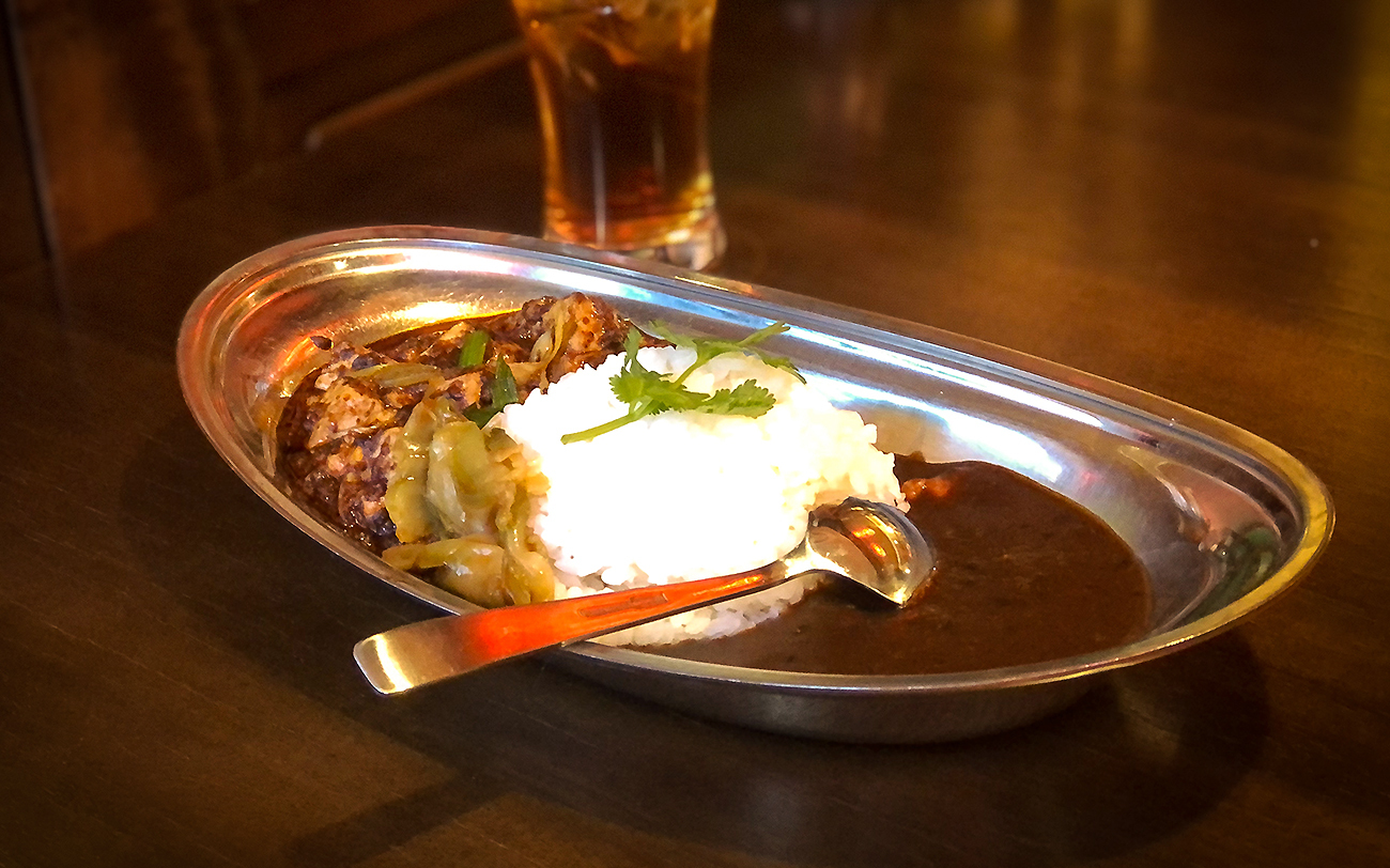 『陳麻婆豆腐ゴーゴーカレー』(Photo:Tomomi Nakamura)