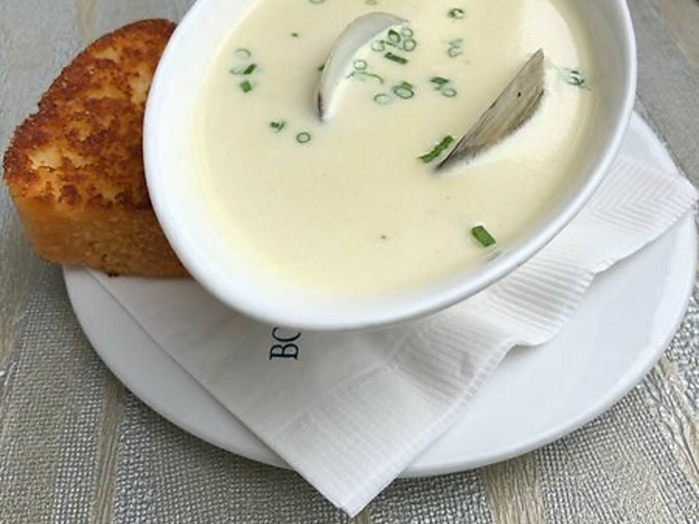 20 Best Clam Chowders in Boston Creamy and Rich Bowls to Try