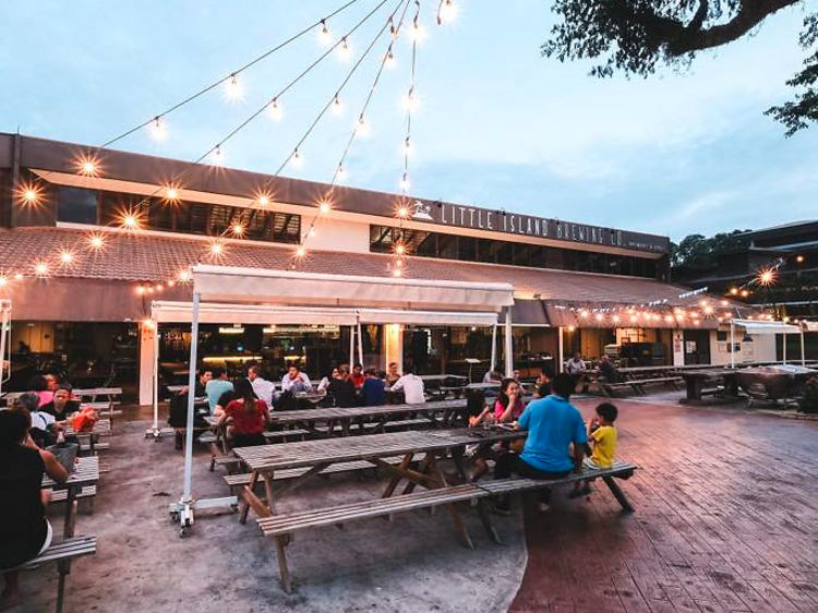 16 Top Spots for Alfresco Dining in Singapore