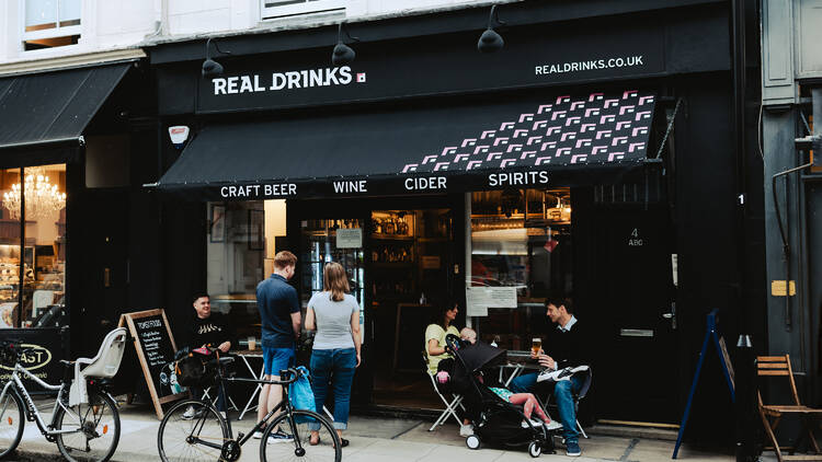Maida Vale bottle shop and taproom Real Drinks