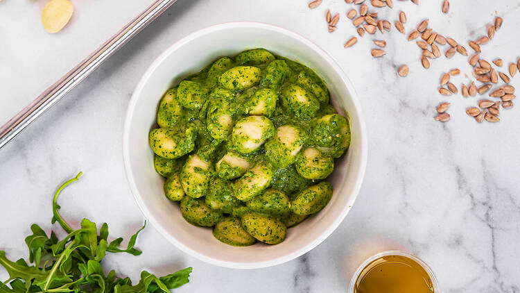 Vegan Pesto gnocchi  (Mille Nonne)