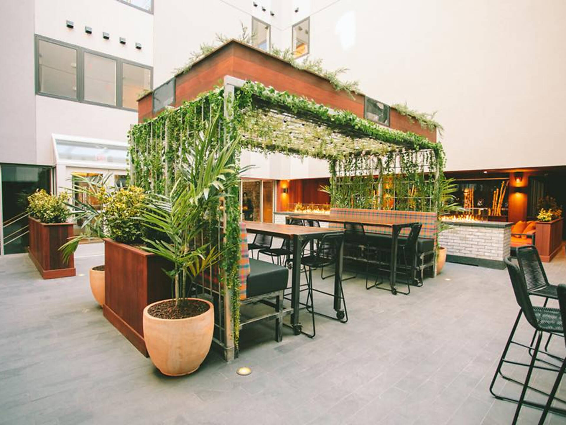 12 best spots for outdoor brunch in Boston