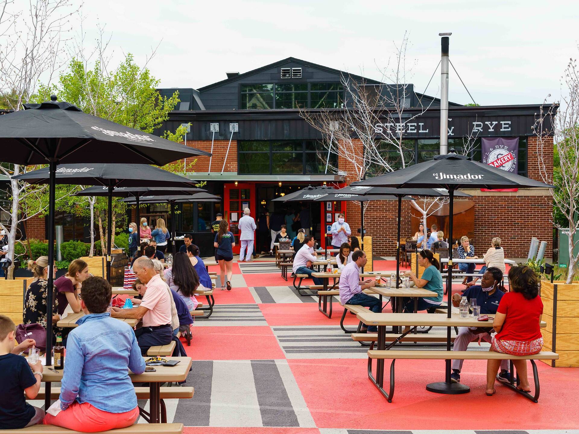 The best spots for outdoor brunch in Boston