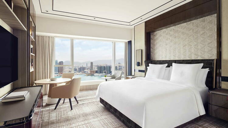 Four Seasons Hotel Hong Kong