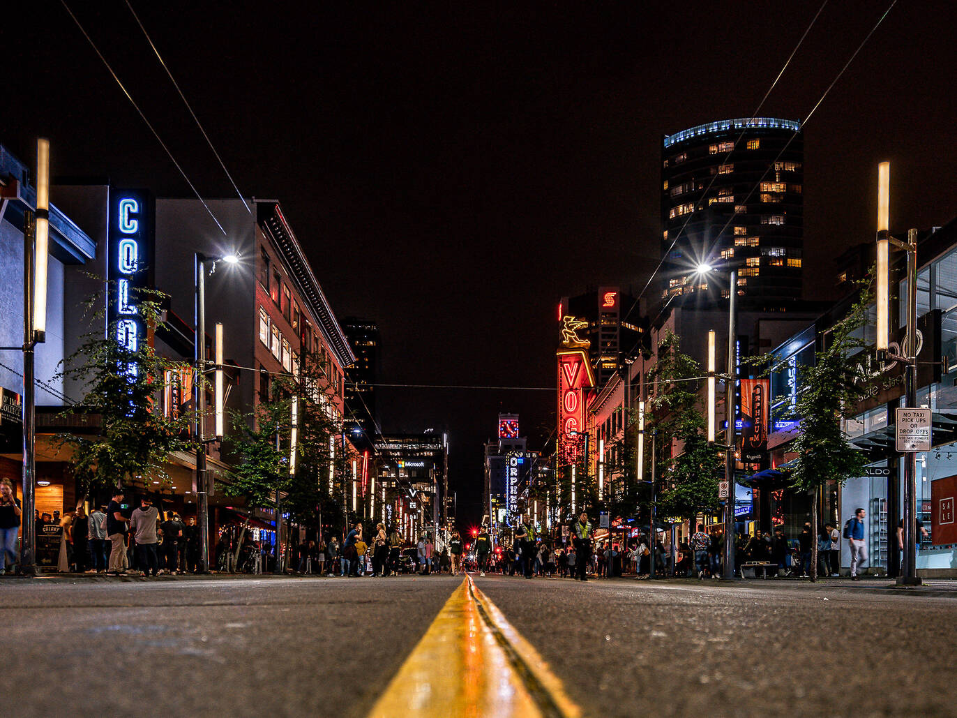 13 Best Nightlife Spots in Vancouver 2023