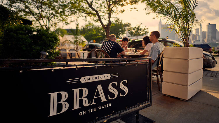 Outdoor dining (Kristen Walther)