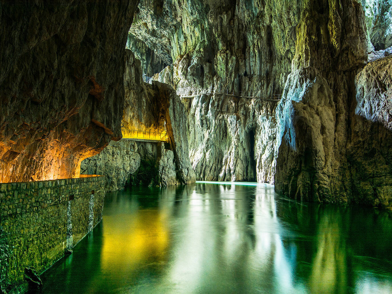 10 Best Caves in the World for Underground Amazement