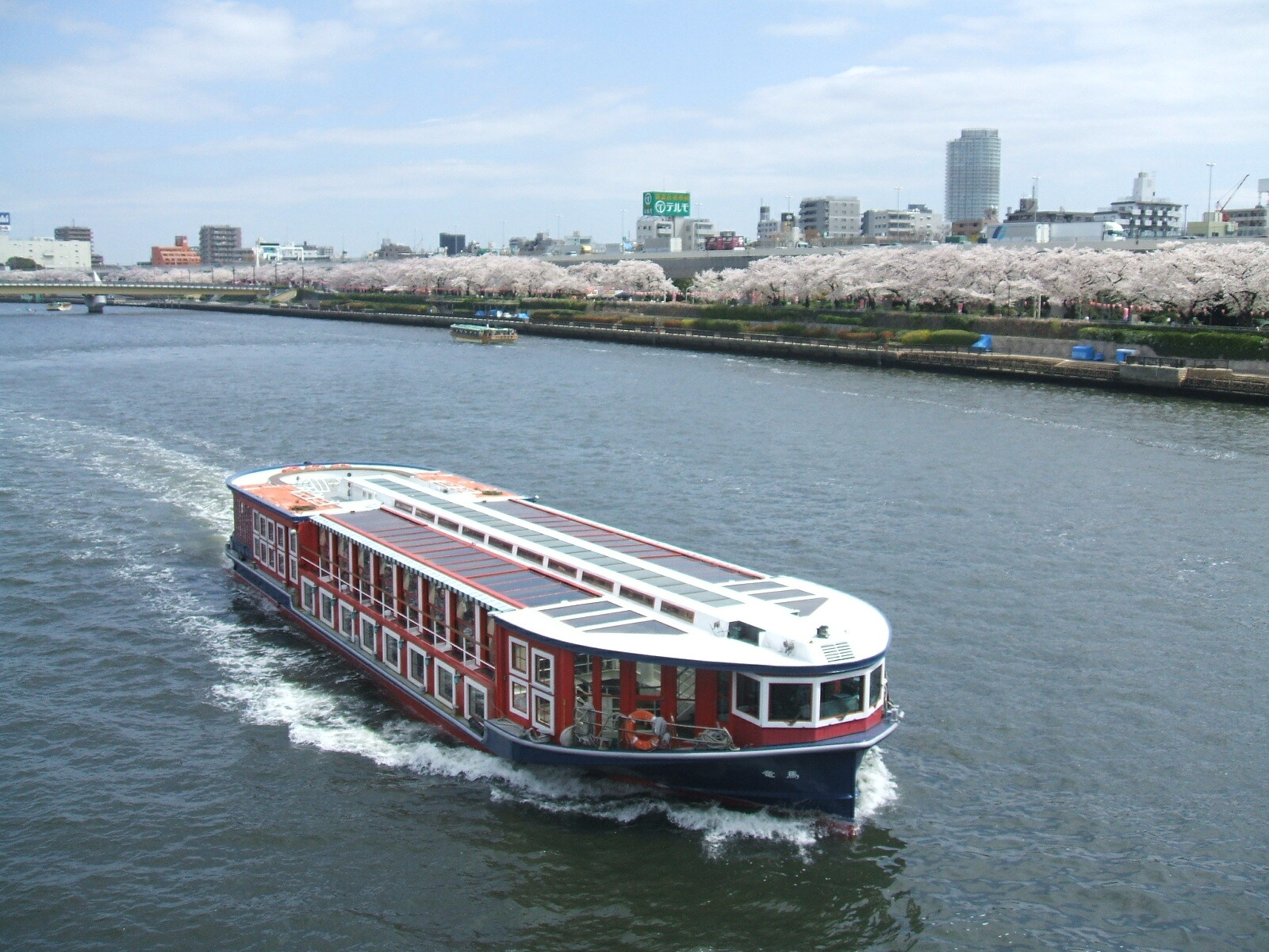 【都会で水上散歩】東京湾 ウォータータクシー貸し切りプラン
