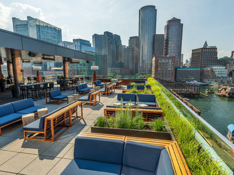 Lookout Rooftop Envoy Hotel