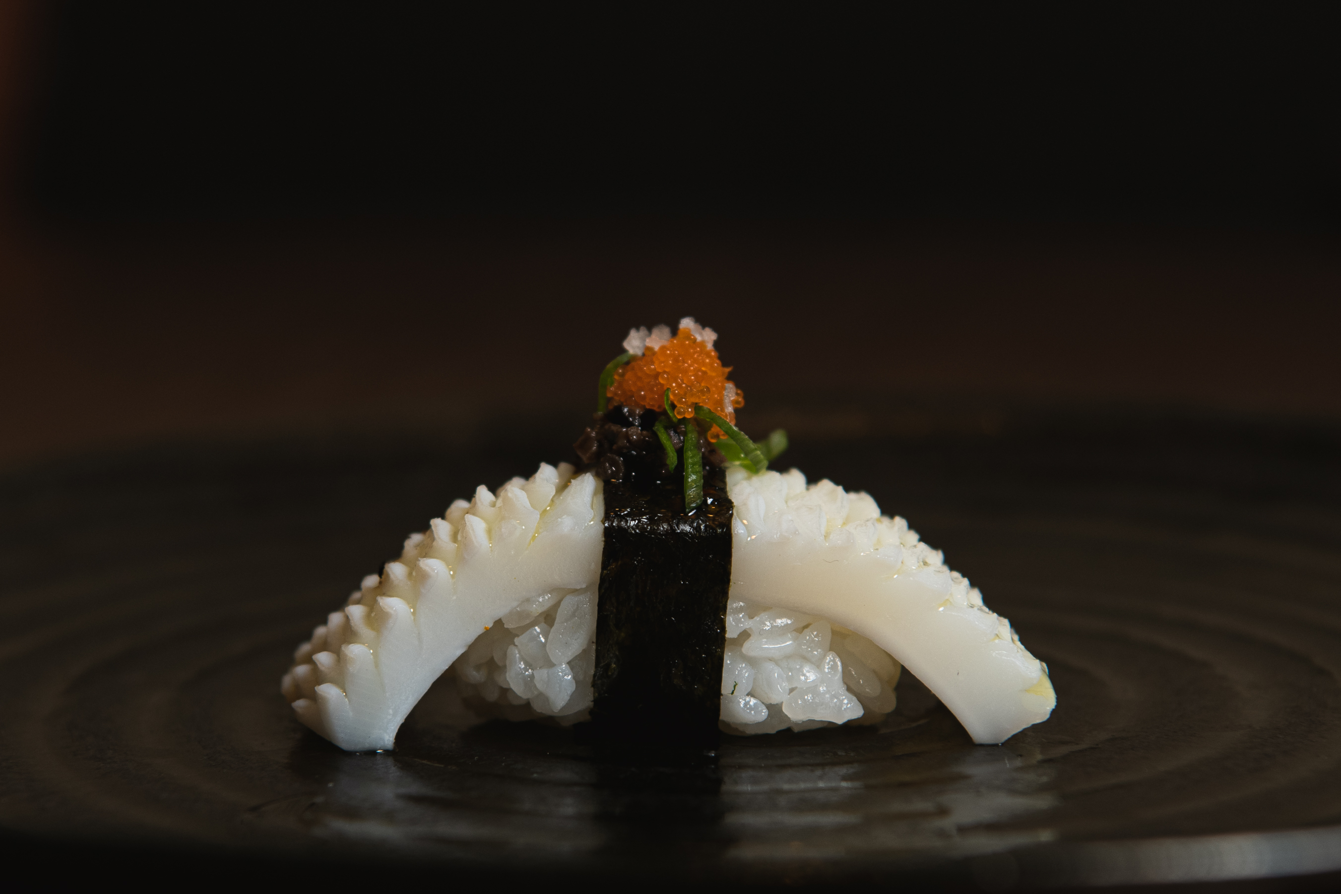 Nigiri de lula trufada