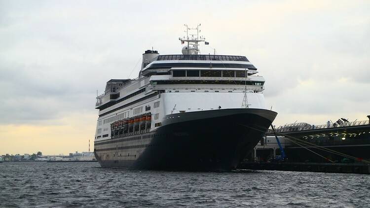 Volendam cruise ship