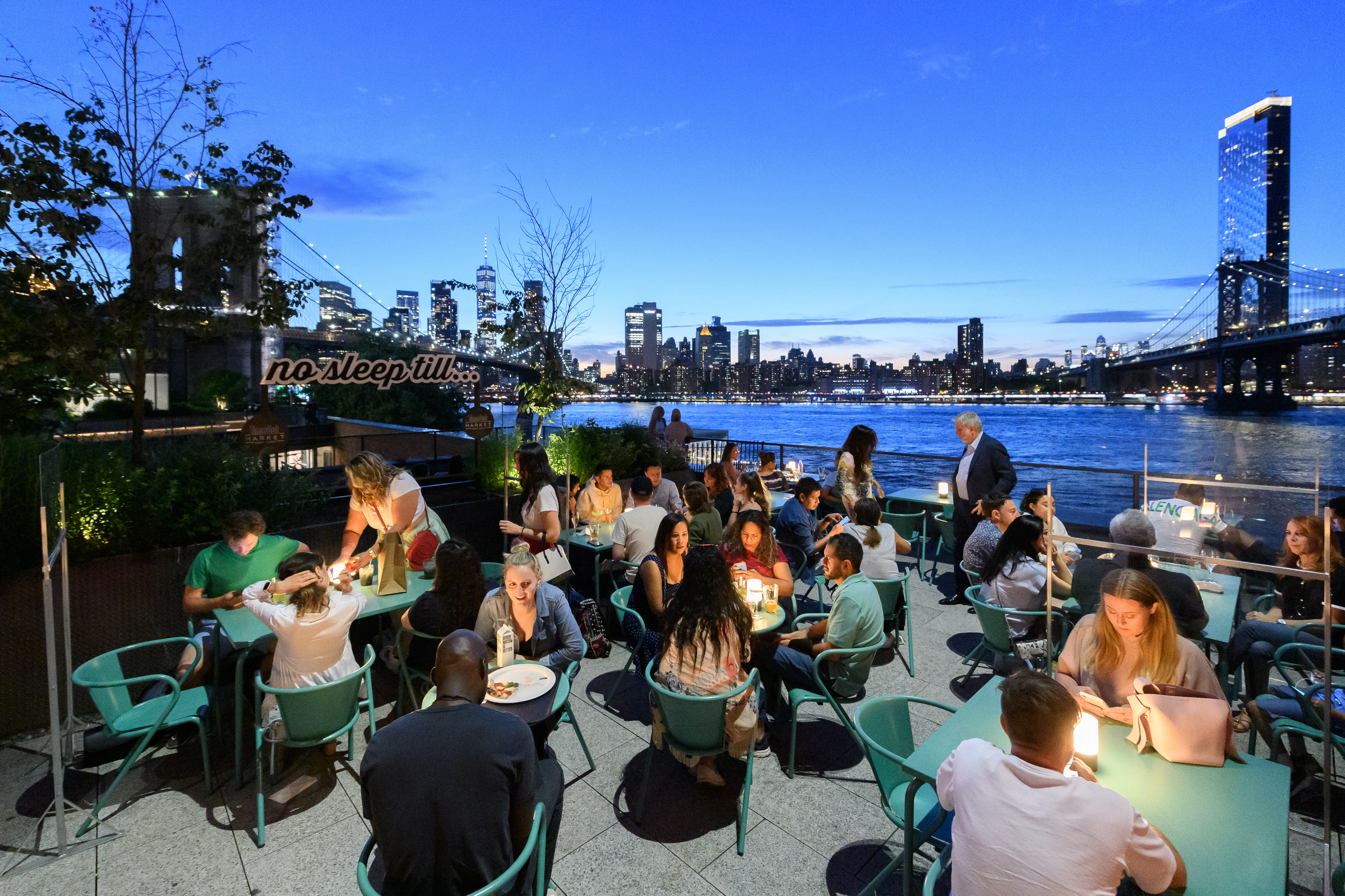 Enjoy A Rooftop Dining Experience Like No Other At Stackt Market