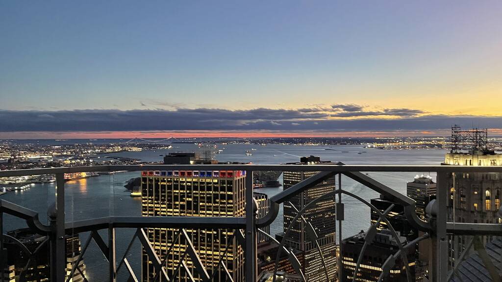 16 Best Bars and Restaurants with a View in NYC