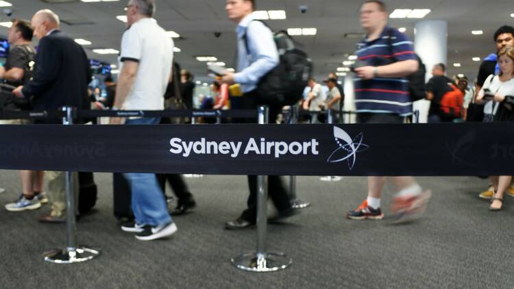 Queues at security at Sydney Airport