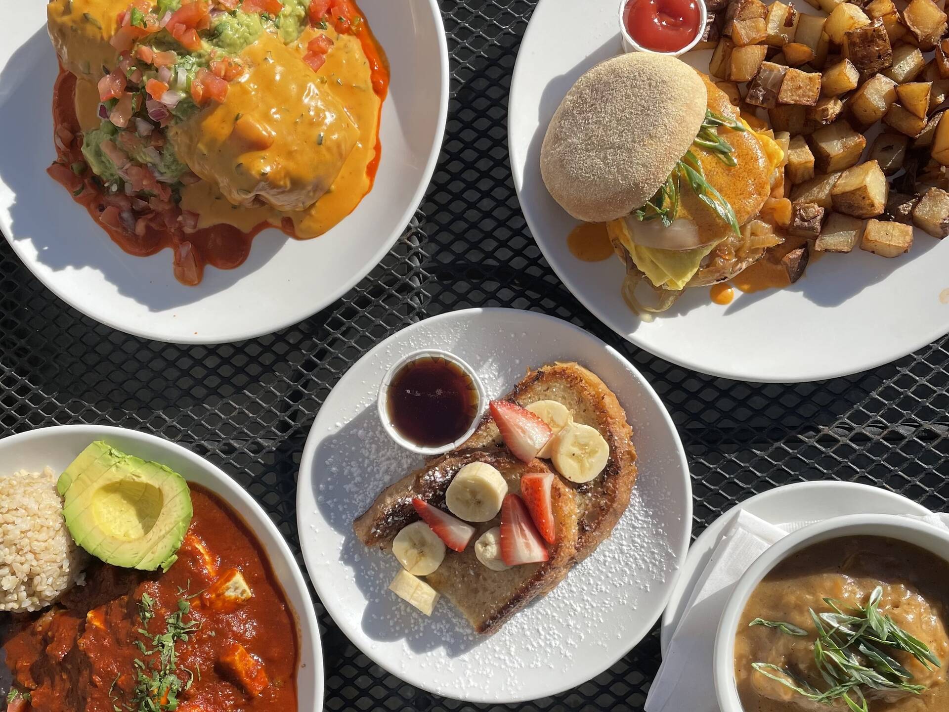 18 Best Outdoor Brunches in Chicago