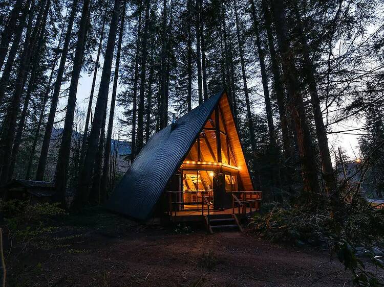 The best Airbnbs cabins near Seattle