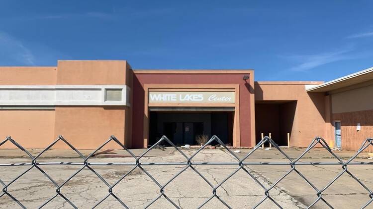 White Lakes Mall | Topeka, KS