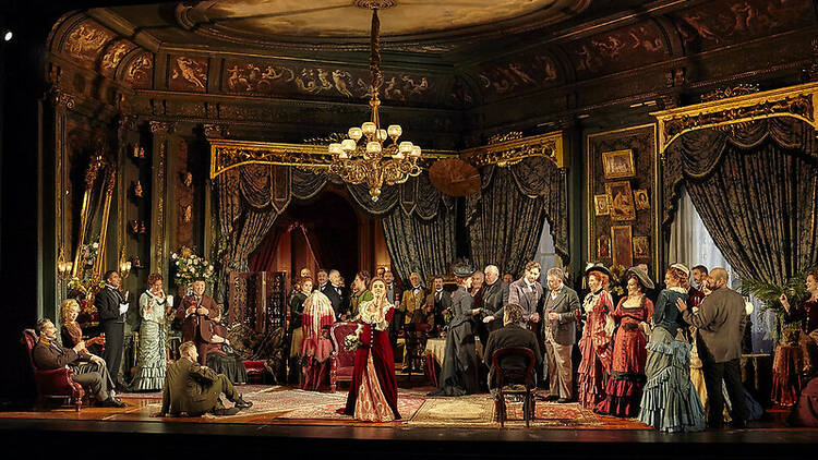 Principal photography of the actors of La Traviata
