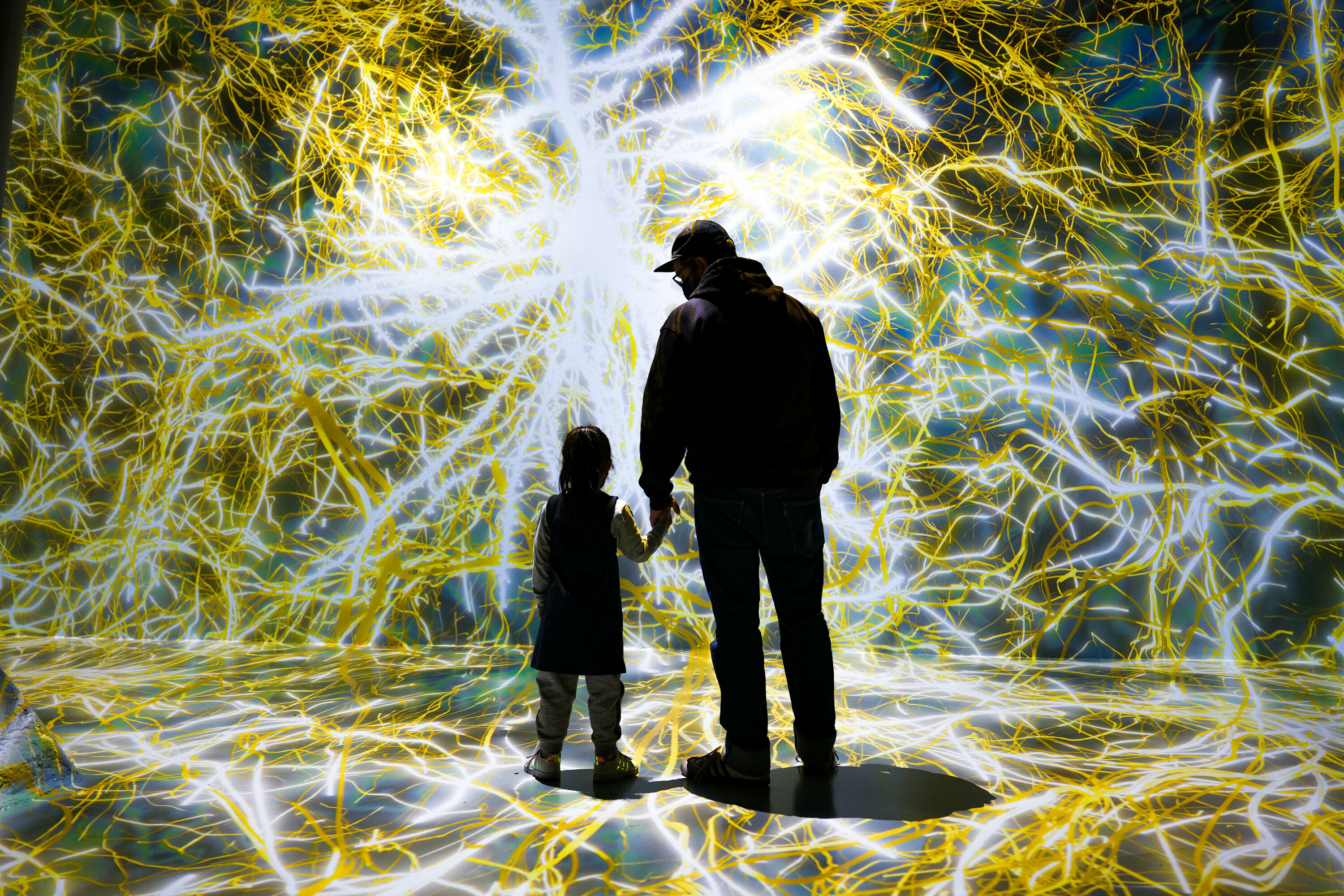 ARTECHOUSE PRESENTS LIFE OF A NEURON — THE GROUNDBREAKING EXHIBITION THAT  TELLS THE STORY OF THE GREATEST MYSTERY OF THE HUMAN BRAIN — IS COMING TO NEW  YORK CITY THIS SUMMER