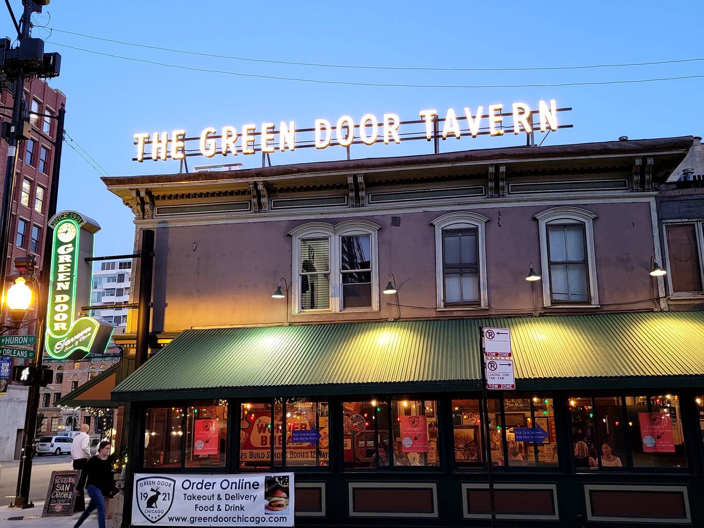 17 Best Bars in River North and Streeterville for Beer and Cocktails