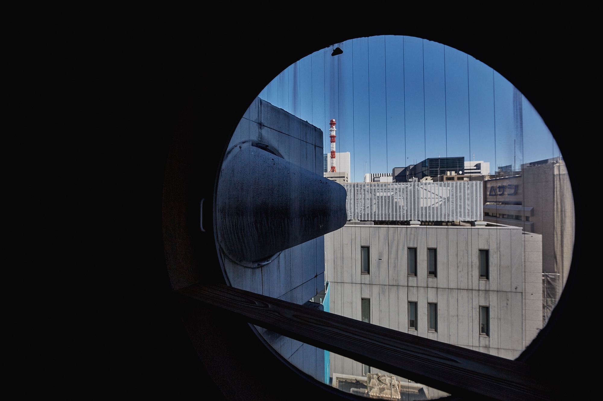 “中銀カプセルタワービル”