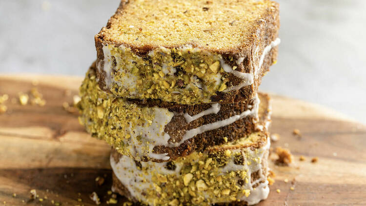 Pistachio lemon cake  (Crumbly Cafe)