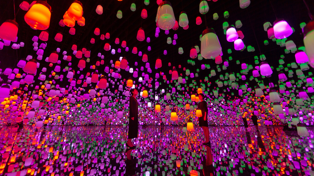 Photo: Exhibition view of Mori Building Digital Art Museum: teamLab Borderless, 2018, Odaiba, Tokyo © teamLab