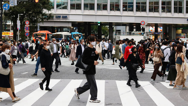 [May 12] Japanese government says face masks no longer needed outside